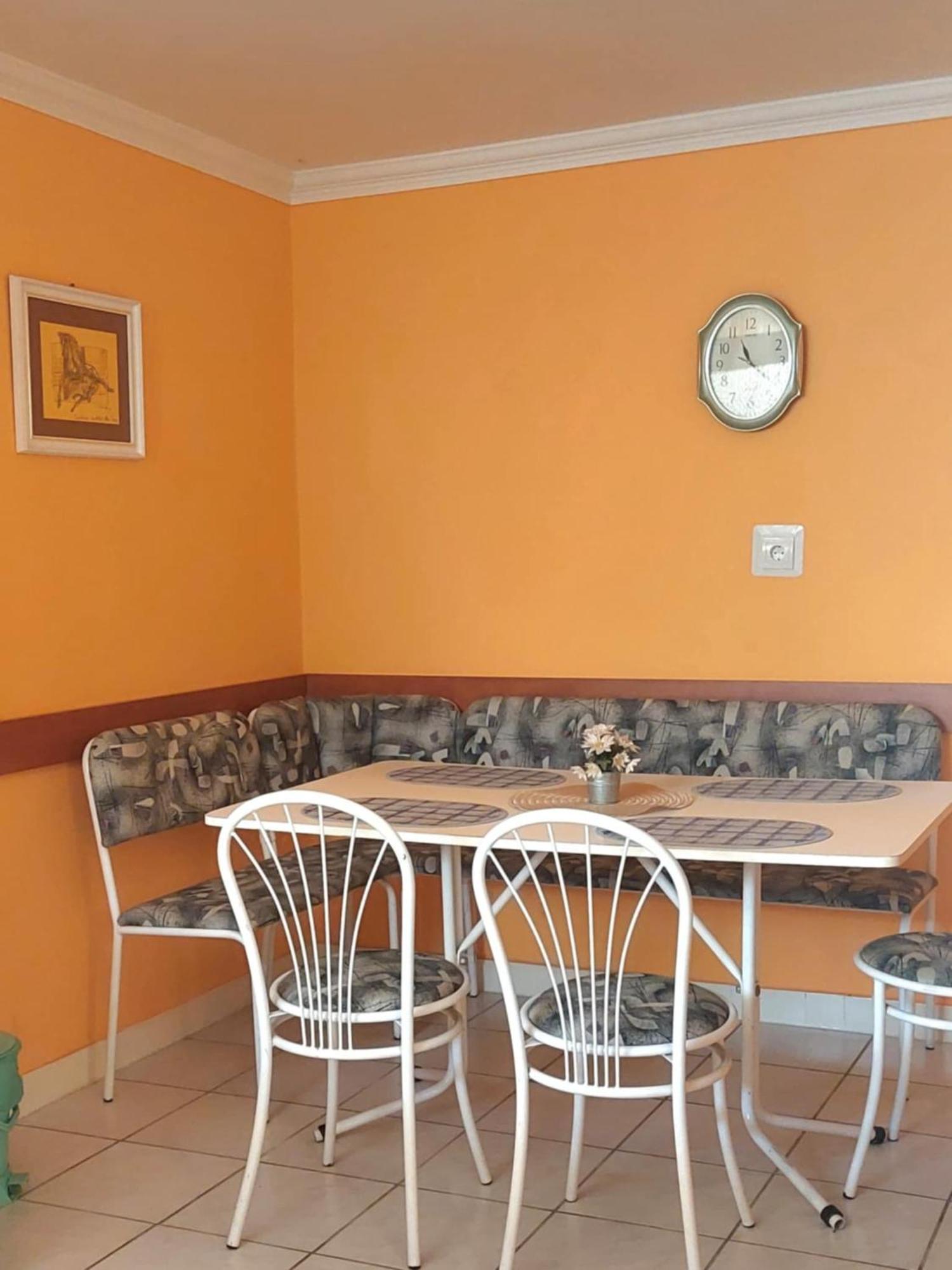 Emmy Apartman Hajdúszoboszló Exterior foto